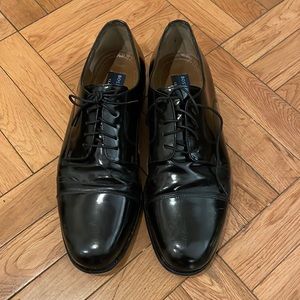Size 12 M black patent leather shoes
